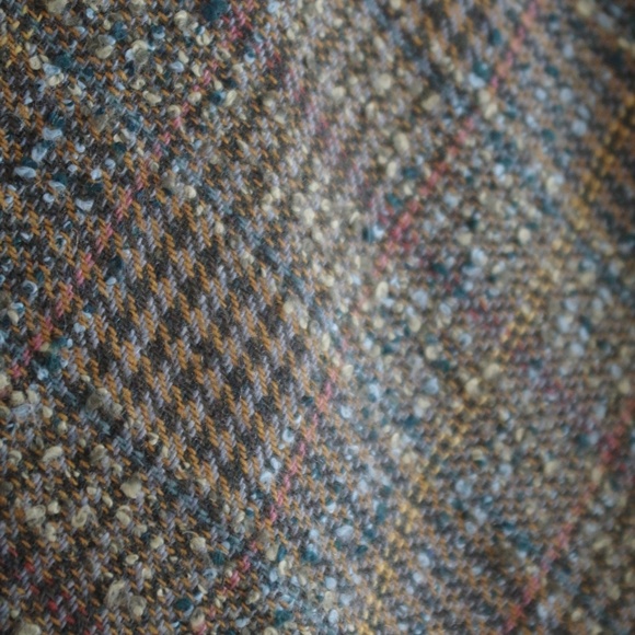 Vintage asimetrical tweed skirt - Picture 5 of 10